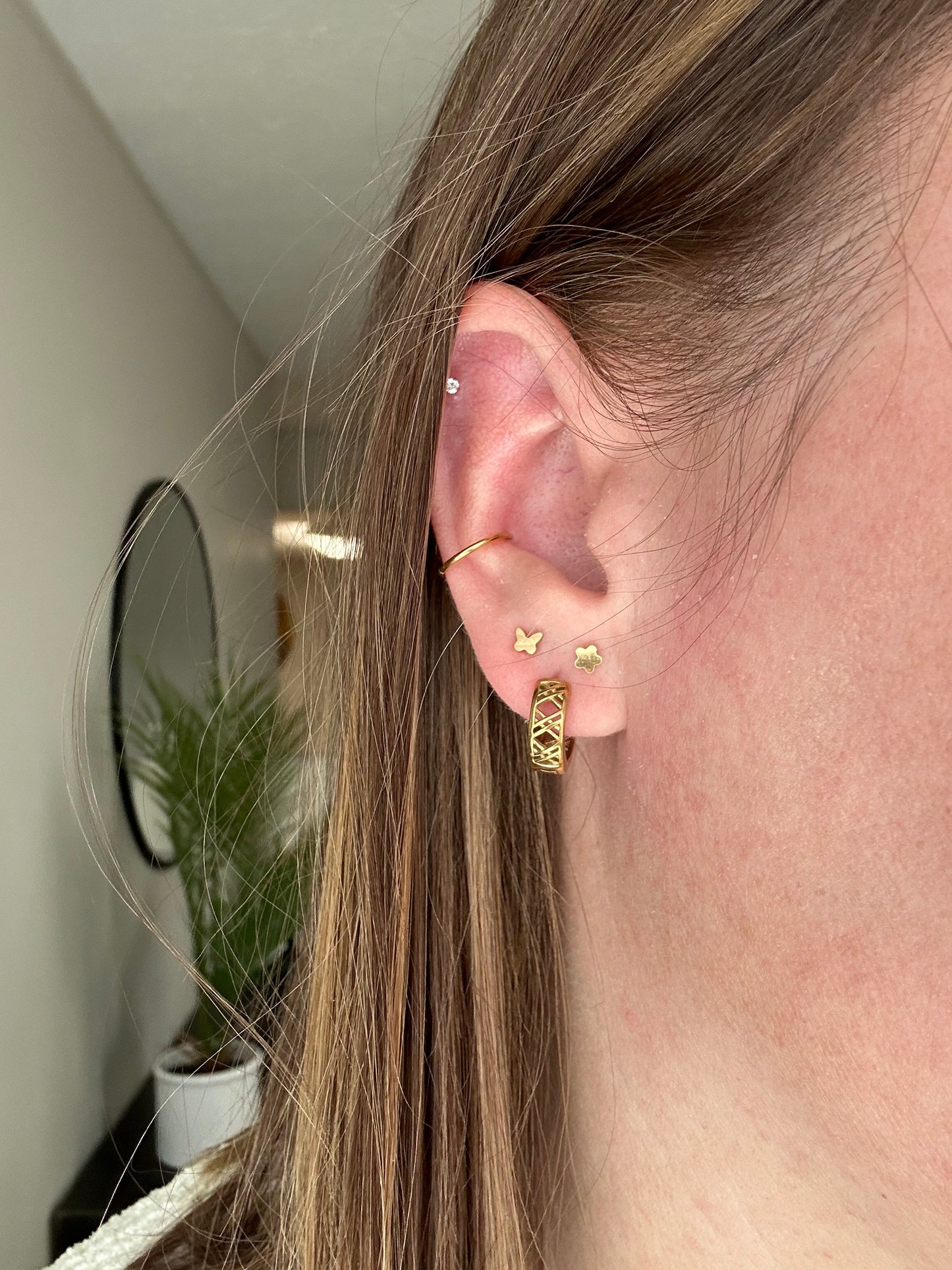 Criss Cross Hoops